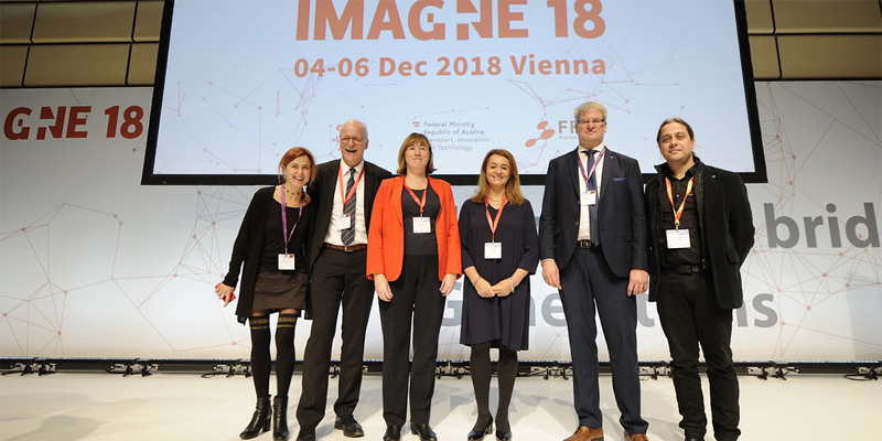 Representantes de las asociaciones europeas de colaboración público-privada sobre big data y robótica que presentaron en el evento ICT 2018 el acuerdo para impulsar la inteligencia artificial en Europa.