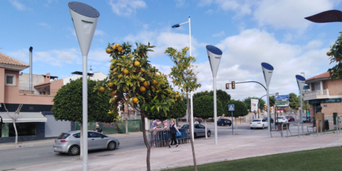 La ciudad murciana de Molina de Segura incorpora farolas solares al alumbrado público