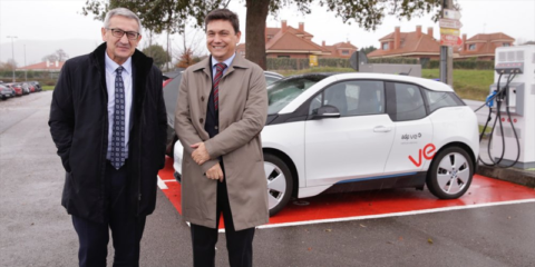 EDP instala diez estaciones de recarga para vehículos eléctricos en la Universidad de Oviedo