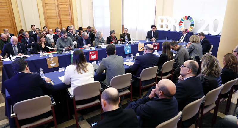 Primera reunión del Consejo del Futuro de Aragón, del que forman parte expertos del mundo académico, empresarial, social y cultural.