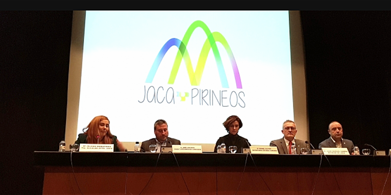 Inauguración de la jornada "Smart Mountain Destination Jaca - Provincia de Huesca".