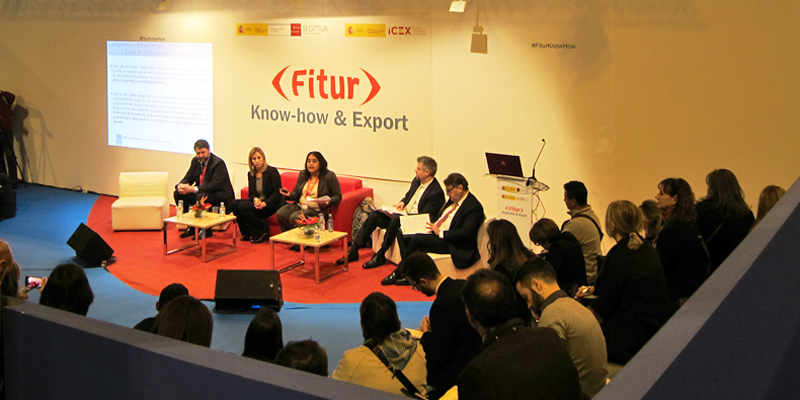 Una de las conferencias programadas en el evento "Fitur Know-how & Export" en una edición anterior de Fitur.