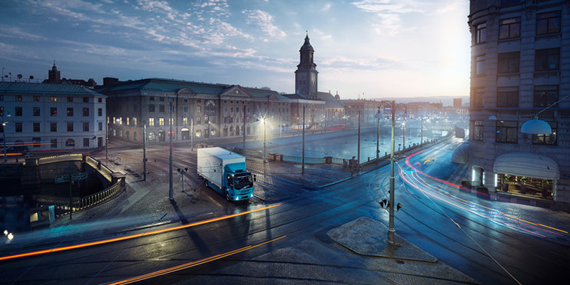 Momentum Dynamics es la empresa desarrolladora del sistema de recarga inalámbrica de alta potencia para camiones eléctricos, conectados y autónomos.