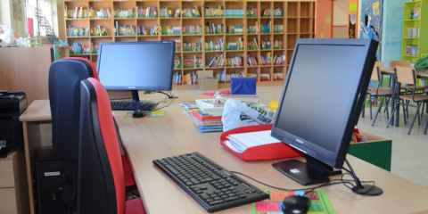 Cerca de 100.000 alumnos disponen de Internet de banda ancha en los centros educativos públicos de Extremadura