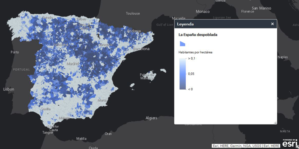 Uno de los mapas interactivos del portal "La España vacía" que resalta las zonas menos pobladas, a mayor tonalidad azul, menos habitantes por hectárea.