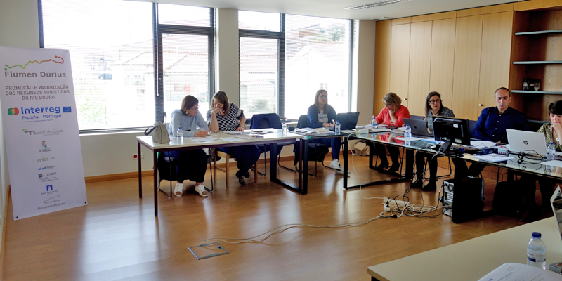  Última reunión del consorcio del proyecto europeo de cooperación transfronteriza "Flumen Durius", celebrada en la localidad portuguesa de Miranda de Douro.