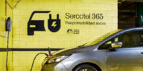 Los hoteles de la cadena Sercotel incorporan puntos de recarga en sus aparcamientos