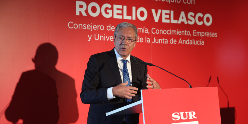 Rogelio Velasco, consejero de Economía, Conocimiento, Empresas y Universidad de la Junta de Andalucía anunció que la ciudad de Málaga contará con dos nodos de red 5G el próximo verano.