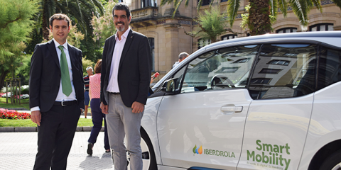 San Sebastián e Iberdrola acuerdan la instalación de cinco puntos de recarga gratuita y con energía renovable