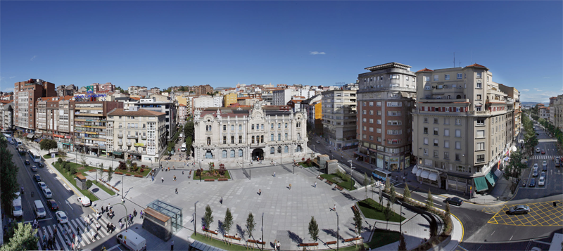 Vista aérea de la plaza del Ayuntamiento de Santander, que forma parte del proyecto europeo Token, una iniciativa de H2020, para aplicar la cadena de bloques en las áreas de financiación pública, gestión de cuentas, logística urbana y valorización de datos.