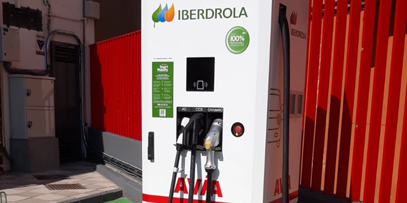 Estación de recarga rápida de Iberdrola instalada en la provincia de Cuenca.