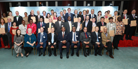 Vitoria-Gasteiz recibe el premio Ciudad Verde Global por su sostenibilidad en un foro de Naciones Unidas