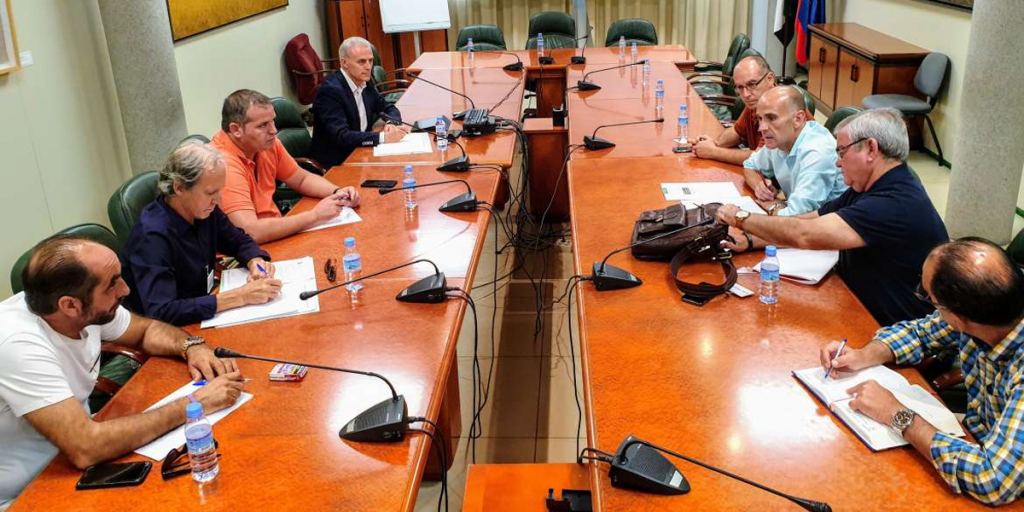 Reunión de la Mesa del Regadío celebrada en la Consejería de Agricultura, Desarrollo Rural, Población y Territorio de la Junta de Extremadura