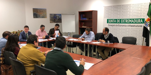 Luz verde a las ayudas de 3,4 millones de euros para fomentar la movilidad sostenible en Extremadura