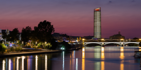 El aparcamiento Torre Sevilla contará con un punto de recarga rápida inteligente