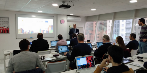 Servicio individualizado de asistencia sobre digitalización para empresas y profesionales de renovables de Andalucía