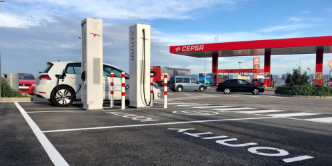 La red europea Ionity pone en marcha una instalación de recarga ultrarrápida en Murcia