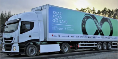 Primeras pruebas de carga eléctrica inalámbrica para camiones en Suecia