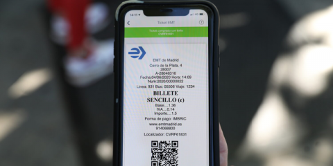 En marcha un nuevo sistema de pago mediante QR en los autobuses de la EMT de Madrid