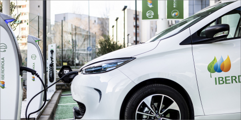 Un mapa verifica la infraestructura de recarga eléctrica pública en España