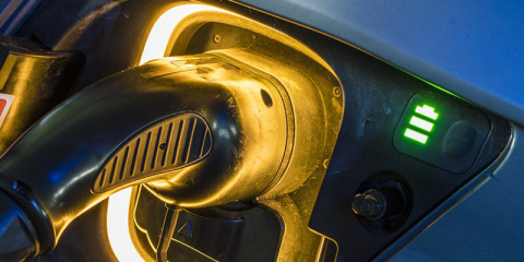 Un total de 100 municipios vascos cuentan con ordenanzas en favor del vehículo eléctrico