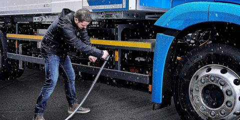 Desplegar cargadores eléctricos para camiones en la UE podría reducir las emisiones un 22%