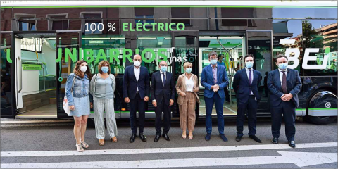 Presentan el prototipo definitivo de autobús eléctrico inteligente de Vitoria-Gasteiz