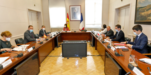 España y Francia colaborarán en el desarrollo de la movilidad autónoma y conectada