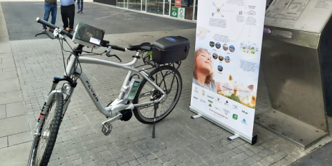 Tres municipios de Barcelona instalan nanosensores móviles para medir la calidad del aire