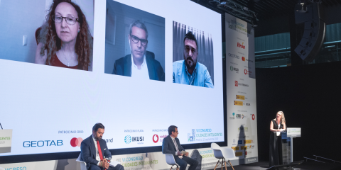 Mesa Redonda: Retos y oportunidades del empleo intensivo del cloud y los datos para la gestión inteligente de las ciudades: un nuevo modelo de prestación de servicios públicos