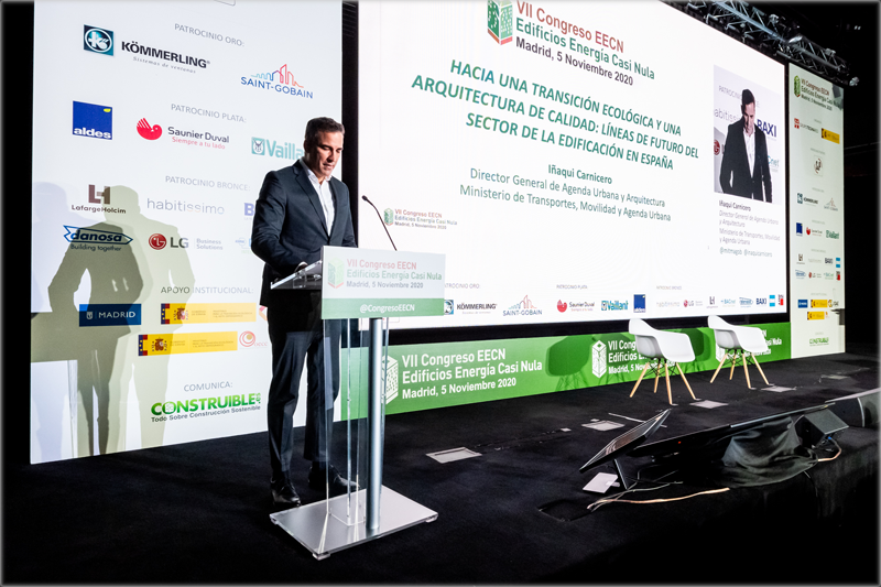 Iñaqui Carnicero impartió la ponencia magistral en el VII Congreso Edificios Energía Casi Nula