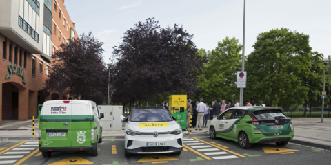Pamplona pone en marcha 34 nuevas plazas de recarga para VE de acceso público
