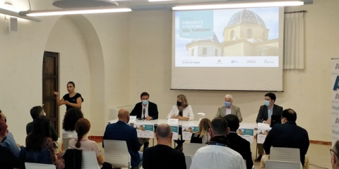 Altea presenta su hoja de ruta para conseguir la certificación de Destino Turístico Inteligente a finales de año