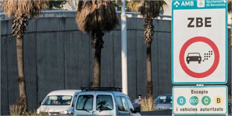 La solución de guiado de parking de Urbiotica ayuda a gestionar los aparcamientos en ciudades con ZBE