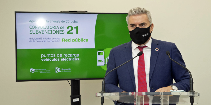Un total de 64 municipios de Córdoba reciben ayudas para instalar puntos de recarga de VE