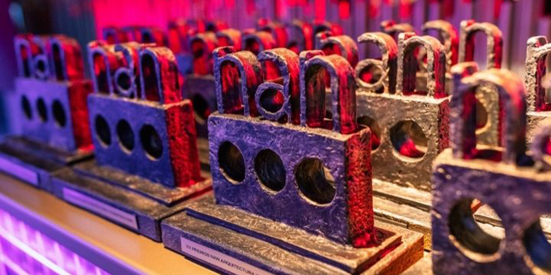 La columna de iluminación inteligente Shuffle de Schréder, galardonada en los Premios NAN 2021