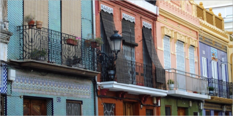 Inversión de cerca de 320.000 euros para telegestionar el alumbrado de dos barrios de Valencia