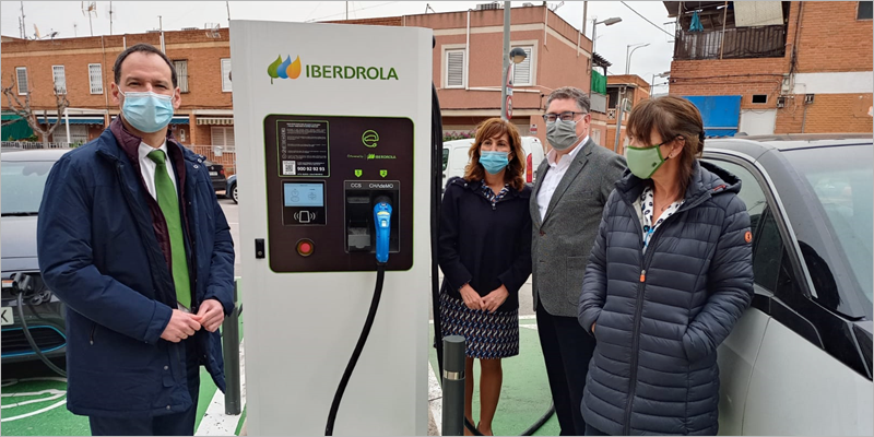 Murcia estrena seis puntos de recarga rápida para vehículos eléctricos de uso gratuito