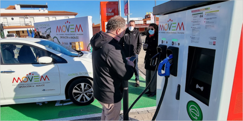 La red provincial de recarga de vehículos eléctricos de Badajoz cuenta ya con 30 puntos operativos