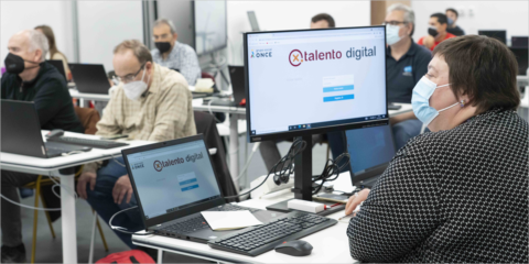 Fundación ONCE forma en habilidades digitales a 2.218 personas con discapacidad