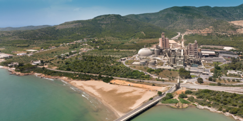 La planta de Cemex en Alcanar obtiene la certificación de eficiencia energética ISO50001