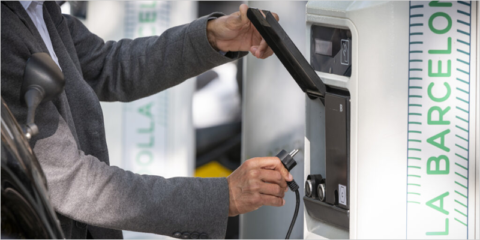 Prueba piloto de la red Endolla Barcelona para programar la recarga de vehículos eléctricos