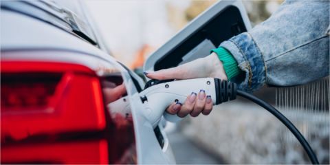 Adjudicada la instalación de la red de recarga de vehículos eléctricos con 350 puntos dobles de Sevilla