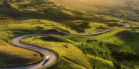 Vehículos conectados de serie, entre las predicciones sobre movilidad para 2023 de Geotab