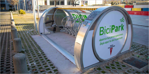 Rivas Vaciamadrid estrena 11 aparcabicis inteligentes con posibilidad de carga eléctrica