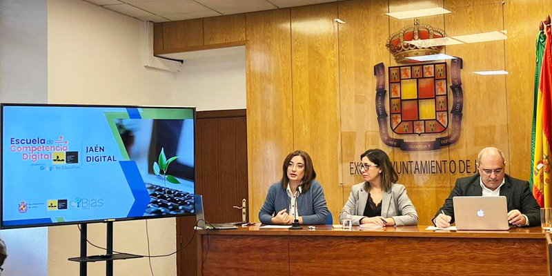 La Escuela Municipal de Competencia Digital de Jaén arrancará en marzo