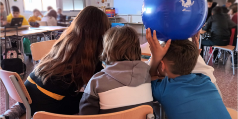 El proyecto escolar de economía circular de Cemex se expuso en un colegio de Toledo