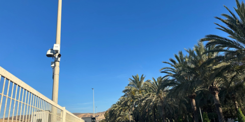 El proyecto AcopiaIA instala cámaras y sensores en el Puerto de Almería para controlar el impacto ambiental