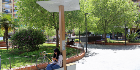 Mislata instala puntos wifi, pasos de peatones inteligentes y una estación solar de recarga de dispositivos