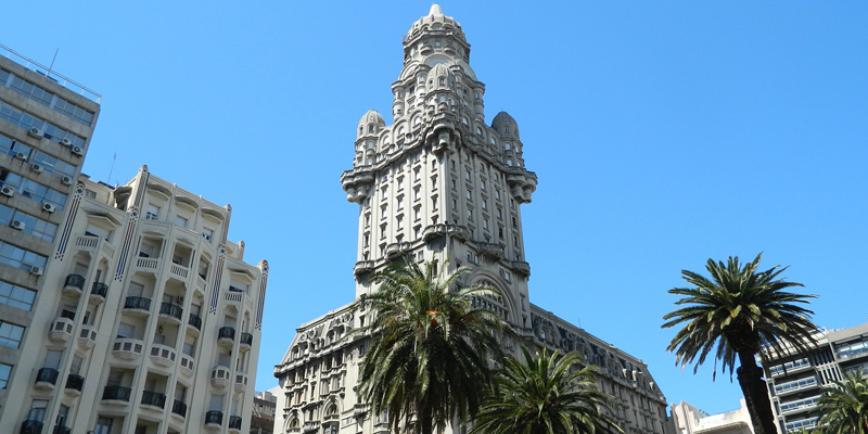 Segittur entrega a Montevideo la acreditación de Destino Turístico Inteligente